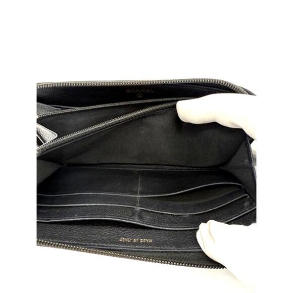 Chanel Bifold Long Wallet*Camellia Embossed in Gold*CC interlocking*Awesome - Picture 12 of 16